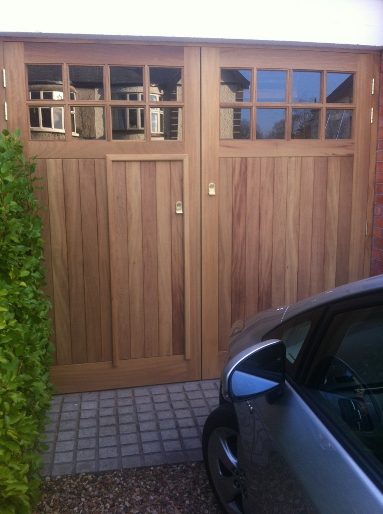 Shed with Garage Door